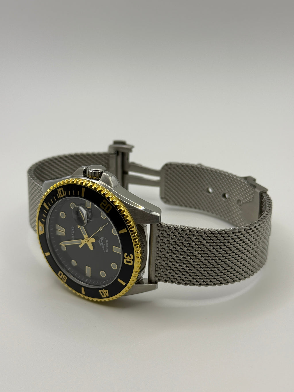 Casio Duro MDV106 Marlin Sapphire Crystal Milanese Bracelet Black Gold Mod