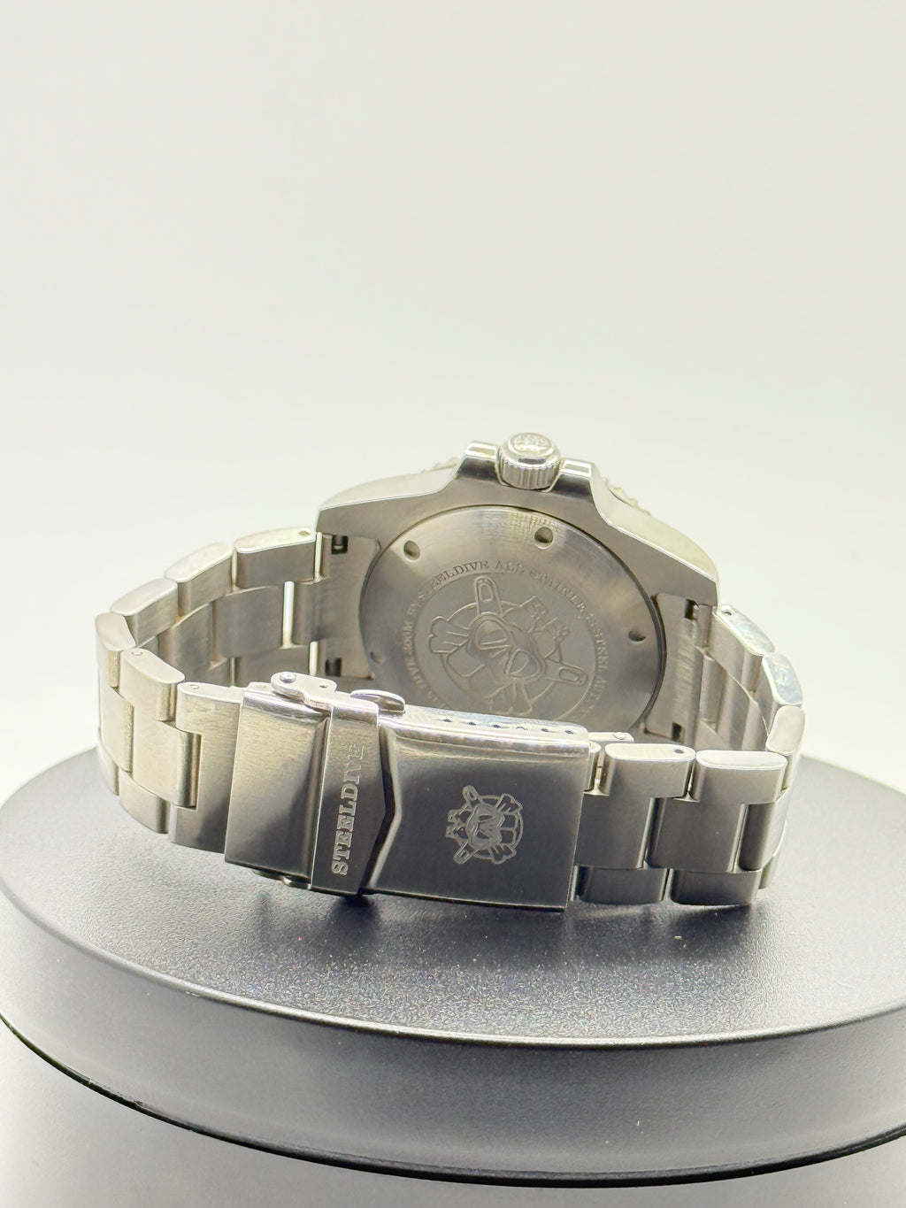 Steeldive SD1954 Automatic Dive Watch – 40.5mm, NH35, Sapphire, Ceramic Bezel, 300M