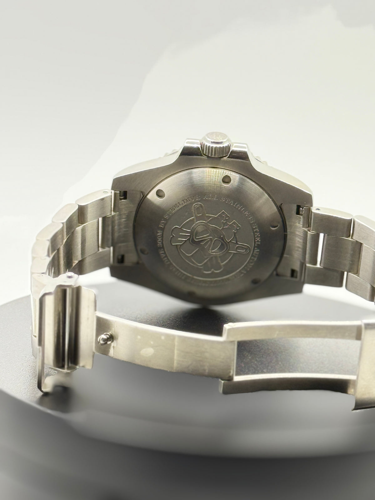 Steeldive SD1954 Automatic Dive Watch – 40.5mm, NH35, Sapphire, Ceramic Bezel, 300M
