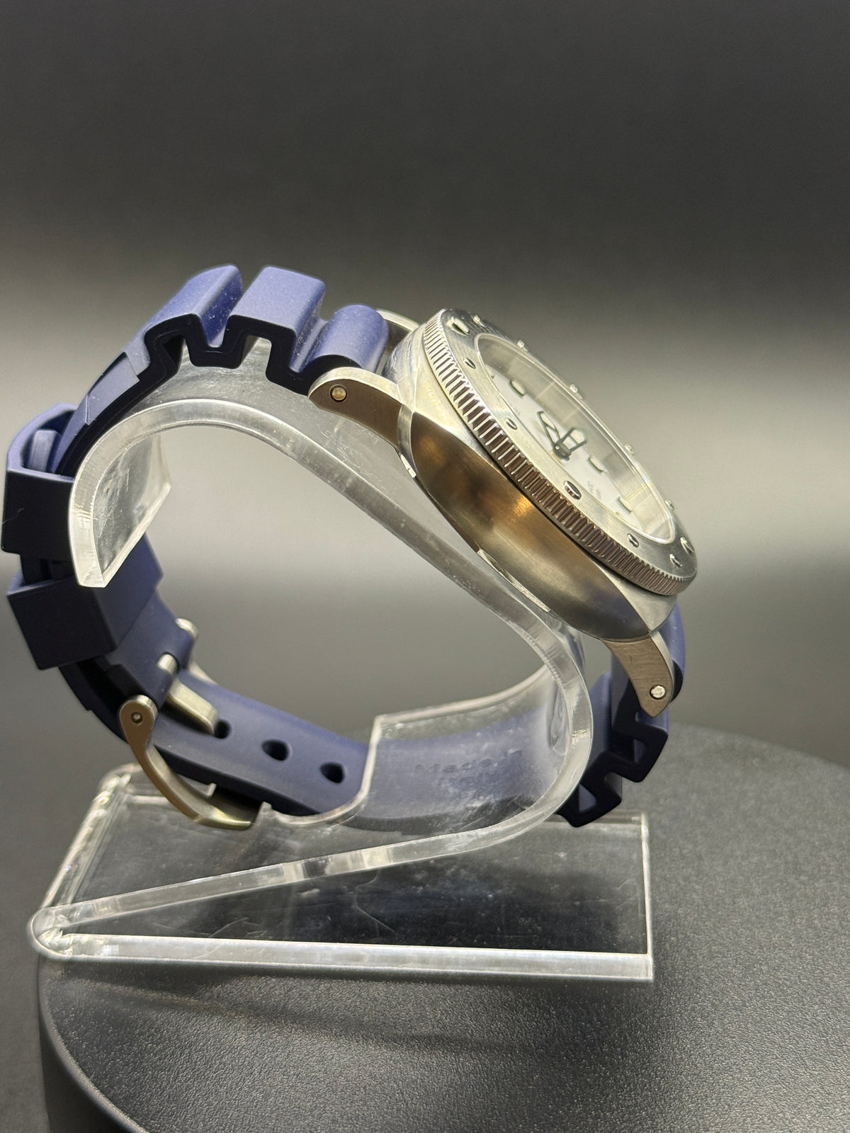 Panerai PAM01223 Submersible Bianco 42mm