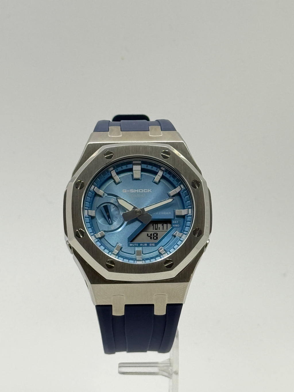 Casio G-Shock CasiOak Custom – Ice Blue Edition