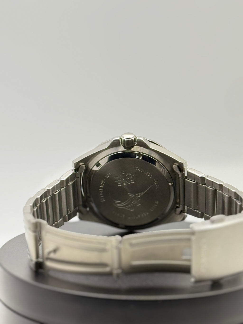 Casio Duro Master Steel – Double Dome Sapphire, 3D Matte Ceramic Bezel, Steel Bracelet