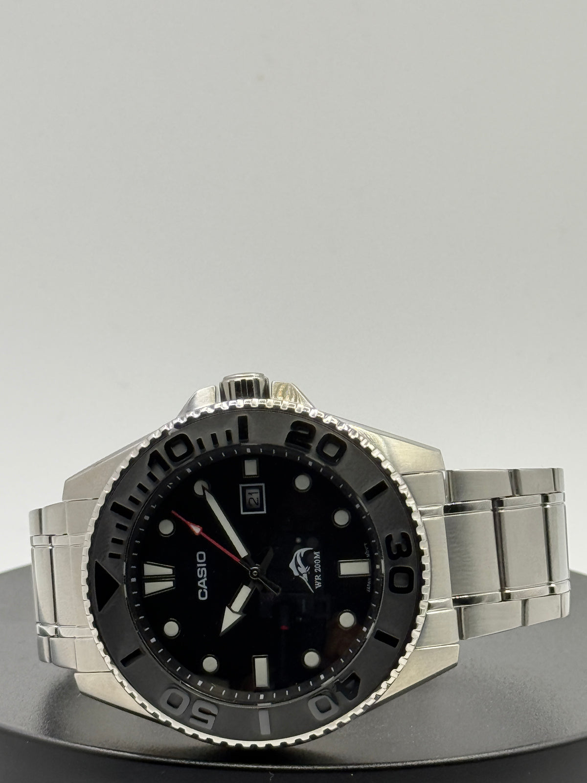Casio Duro Master Steel – Double Dome Sapphire, 3D Matte Ceramic Bezel, Steel Bracelet