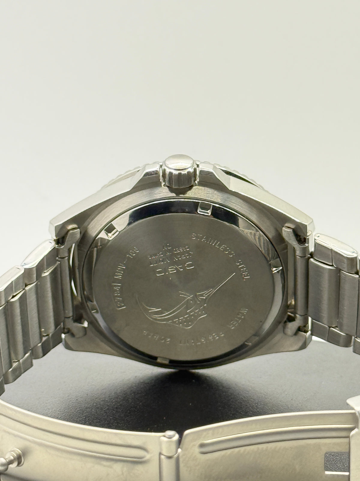 Casio Duro Master Steel – Double Dome Sapphire, 3D Matte Ceramic Bezel, Steel Bracelet