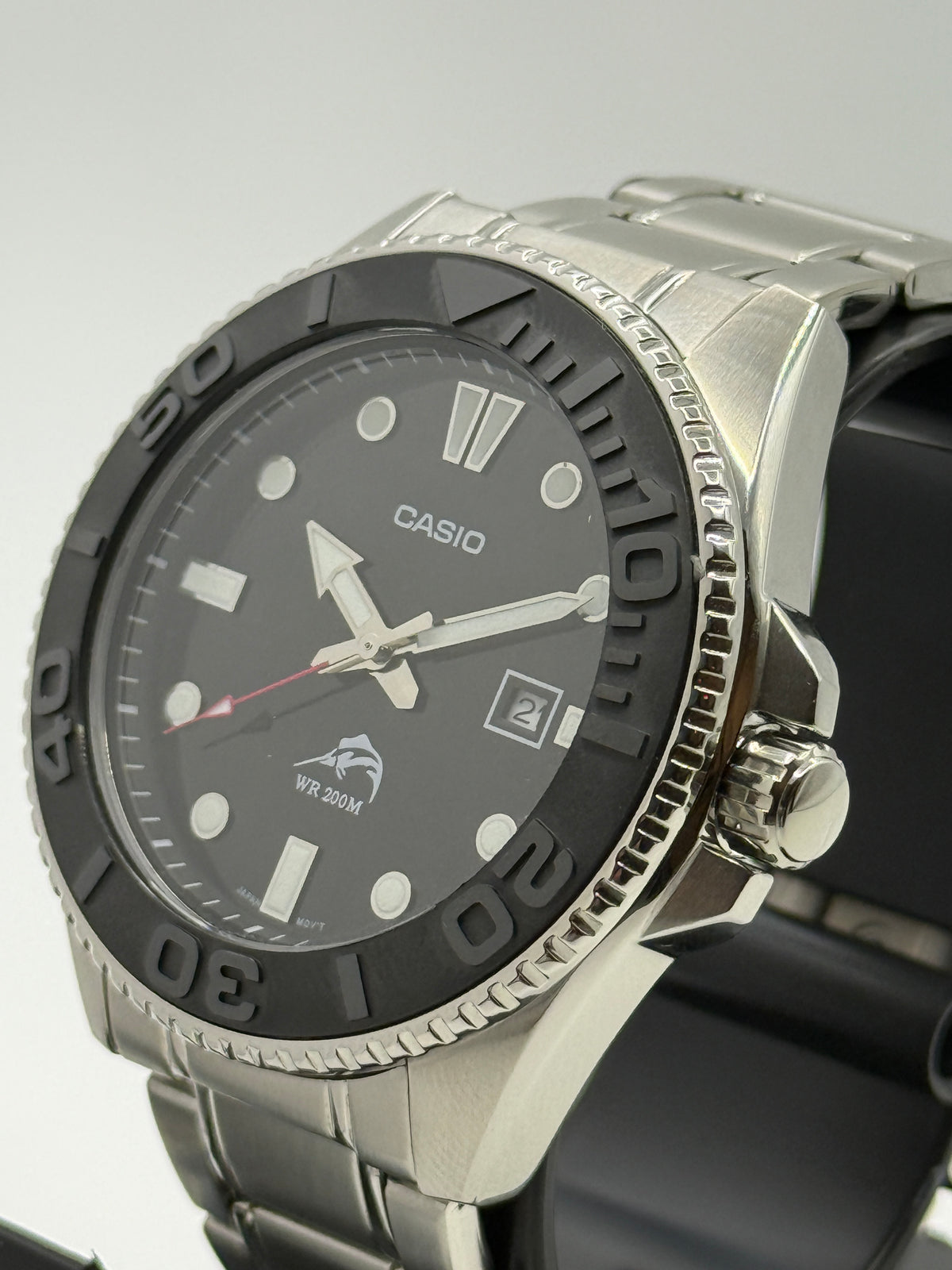 Casio Duro Master Steel – Double Dome Sapphire, 3D Matte Ceramic Bezel, Steel Bracelet