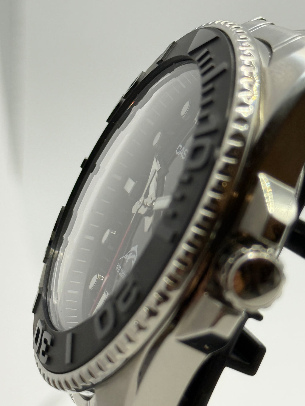 Casio Duro Master Steel – Double Dome Sapphire, 3D Matte Ceramic Bezel, Steel Bracelet